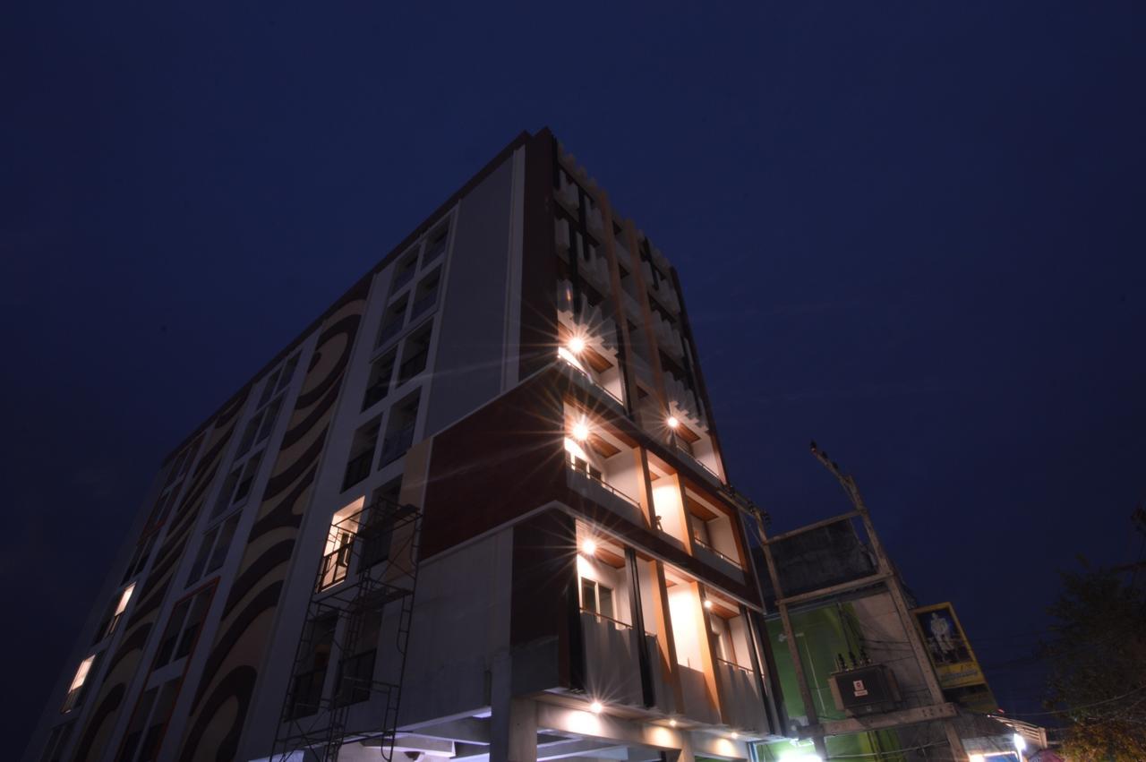 UD Capital Hotel Udon Thani Eksteriør billede